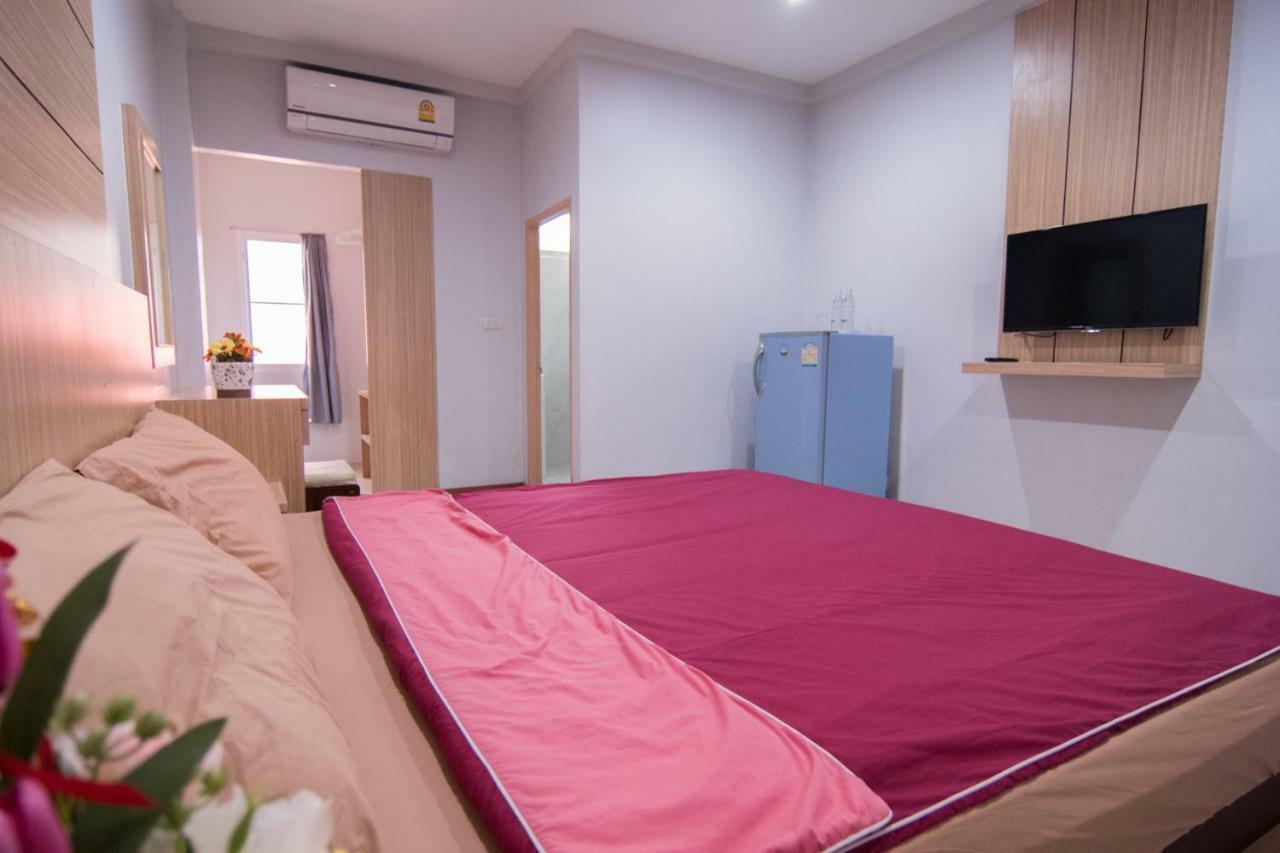 Tn Thanyawit Nakhon Ratchasima Extérieur photo